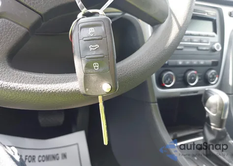 2013 Volkswagen Passat 2.5L S из США, поврежденный, VIN 1VWAP7A3XDC126370